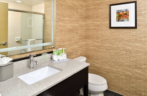 Peekskill Hotel | Holiday Inn Express & Suites Peekskill-Lower Hudson Valley by IHG