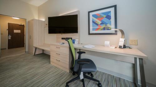 Southaven Hotel | Holiday Inn Express & Suites - Southaven Central - Memphis by IHG