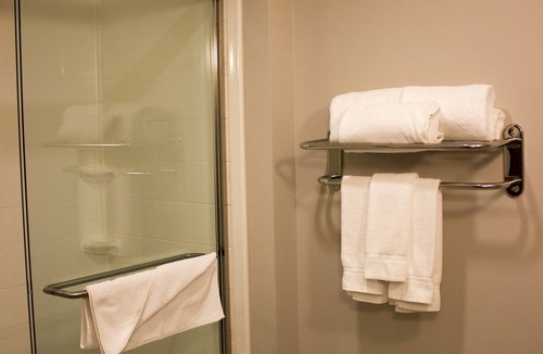 Tahlequah Hotel | Holiday Inn Express & Suites Tahlequah by IHG