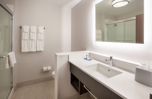 Leander Hotel | Holiday Inn Express & Suites Leander by IHG