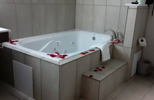 Woodward Hotel | Holiday Inn Express & Suites Woodward by IHG