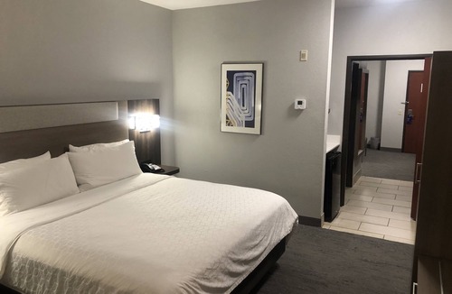 Woodward Hotel | Holiday Inn Express & Suites Woodward by IHG