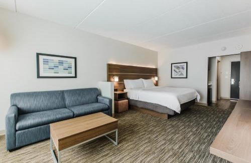 Welland Hotel | Holiday Inn Express & Suites - Welland