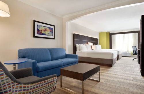Allen Hotel | Holiday Inn Express & Suites Dallas NE - Allen by IHG