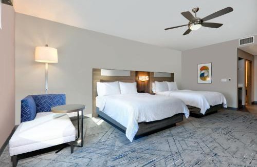 Far North Dallas Hotel | Holiday Inn Express & Suites North Dallas at Preston by IHG