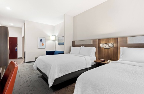 Perry Hotel | Holiday Inn Express & Suites Perry by IHG