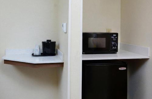 Durham Hotel | Holiday Inn Express & Suites Raleigh Durham Airport at RTP by IHG