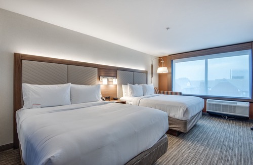 Dallas Hotel | Holiday Inn Express & Suites Dallas North - Addison by IHG