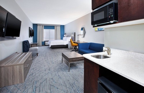 Duncan Hotel | Holiday Inn Express & Suites Duncan by IHG