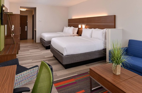 Salem Hotel | Holiday Inn Express & Suites Salem by IHG