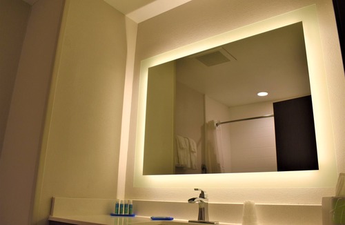Sedalia Hotel | Holiday Inn Express & Suites Sedalia by IHG