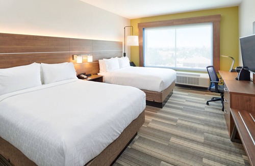 Taylor Hotel | Holiday Inn Express & Suites Taylor by IHG