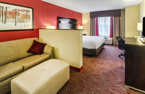 Vinita Hotel | Holiday Inn Express & Suites Vinita by IHG