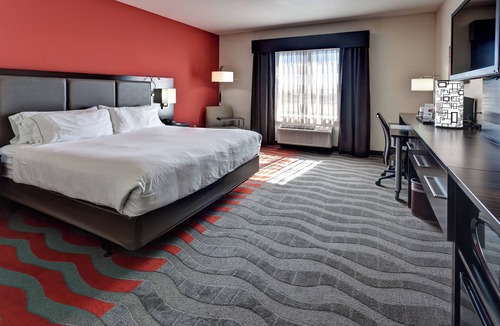 Maize Hotel | Holiday Inn Express & Suites Wichita Northwest by IHG