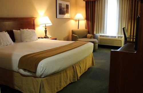 Keene Hotel | Holiday Inn Express Tehachapi by IHG