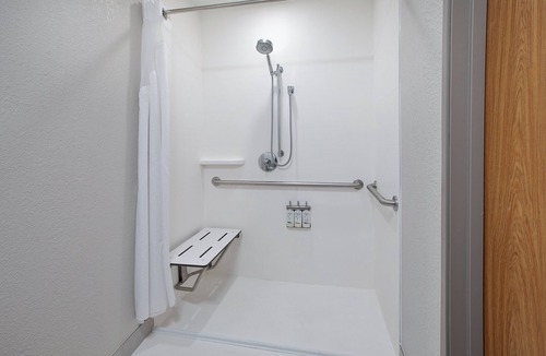 Tuscola Hotel | Holiday Inn Express Tuscola by IHG