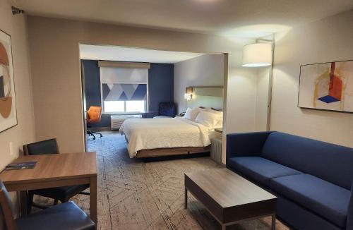 Crawfordsville Hotel | Holiday Inn Express Hotel & Suites Crawfordsville by IHG