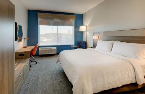 Holly Springs Hotel | Holiday Inn Express Holly Springs - Raleigh Area by IHG