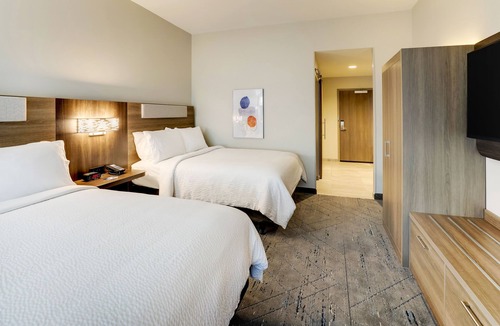 Holly Springs Hotel | Holiday Inn Express Holly Springs Raleigh Area by IHG