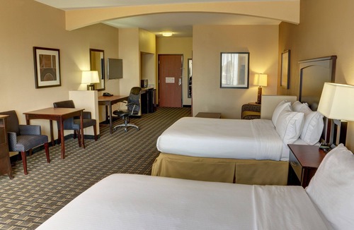 Huntsville Hotel | Holiday Inn Express Hotel & Suites Huntsville, an IHG Hotel