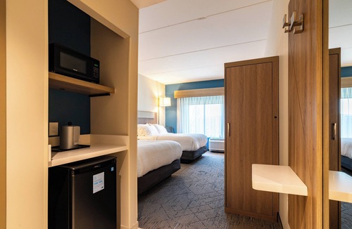 Murfreesboro Hotel | Holiday Inn Express & Suites Murfreesboro West by IHG