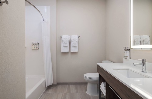 Nacogdoches Hotel | Holiday Inn Express And Suites Nacogdoches Southwest by IHG