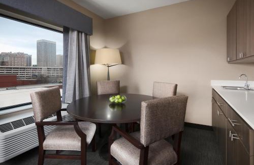 Bricktown Hotel | Holiday Inn Express & Suites Oklahoma City Downtown - Bricktown by IHG