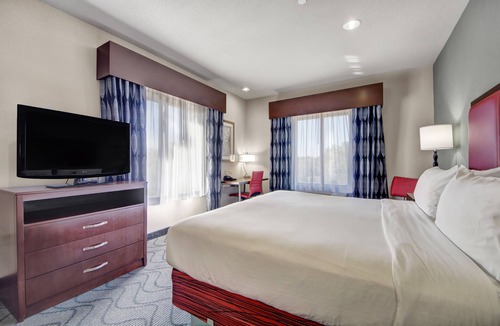 Oklahoma City Hotel | Holiday Inn Express & Suites Oklahoma City North by IHG