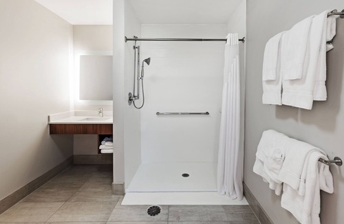 Sand Springs Hotel | Holiday Inn Express & Suites Tulsa West - Sand Springs by IHG