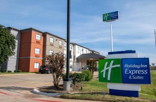 Sulphur Springs Hotel | Holiday Inn Express & Suites Sulphur Springs by IHG