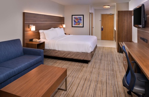 Walnut Creek Hotel | Holiday Inn Express Walnut Creek by IHG