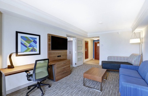 Whitby Hotel | Holiday Inn Express Whitby by IHG