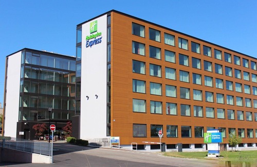 Ruemlang Hotel | Holiday Inn Express Zurich Airport, an Ihg Hotel