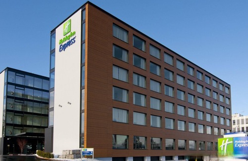 Ruemlang Hotel | Holiday Inn Express Zurich Airport, an Ihg Hotel