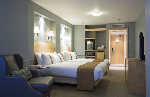 Guildford Hotel | Holiday Inn Guildford by IHG