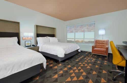 Hattiesburg Hotel | Holiday Inn Hattiesburg - North by IHG