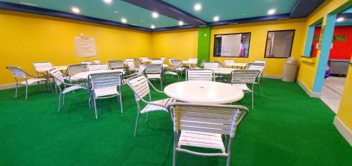 Kearney Hotel | Holiday Inn Kearney by IHG