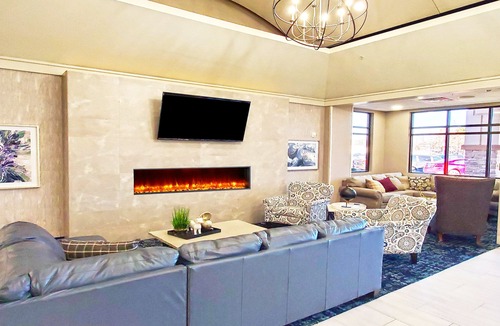 Kearney Hotel | Holiday Inn Kearney by IHG