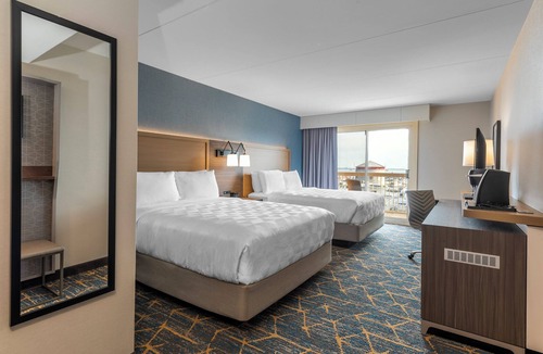 Kingston Hotel | Holiday Inn Kingston Waterfront by IHG