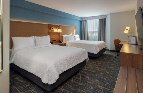 Laval Hotel | Holiday Inn Laval Montréal by IHG