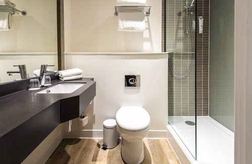 Garforth Hotel | Holiday Inn Leeds Garforth by IHG