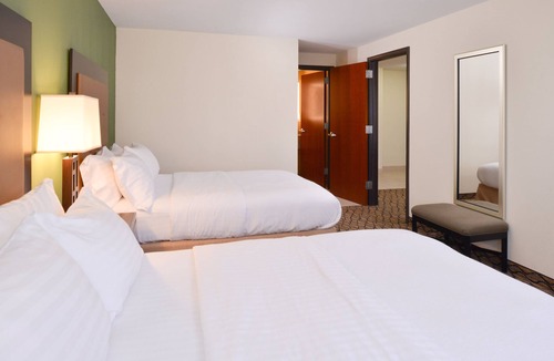 Poplar Bluff Hotel | Holiday Inn Poplar Bluff by IHG