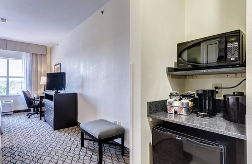 Poplar Bluff Hotel | Holiday Inn Poplar Bluff by IHG