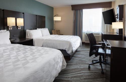 Rock Island Hotel | Holiday Inn Rock Island-Quad Cities by IHG