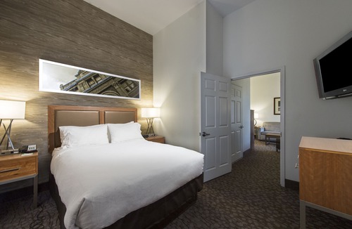 Yamacraw Village Hotel | Holiday Inn Savannah Historic District by IHG