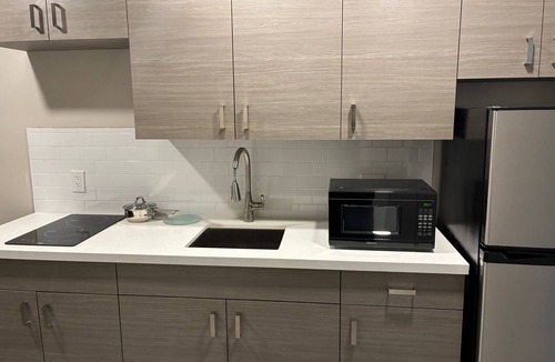 Barker Hotel | Holiday Inn & Suites Houston NW - Vintage Park Area by IHG
