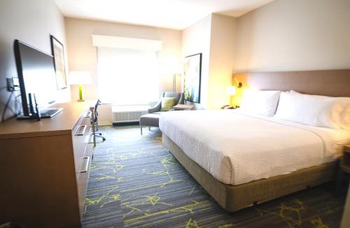Barker Hotel | Holiday Inn & Suites Houston NW - Vintage Park Area by IHG