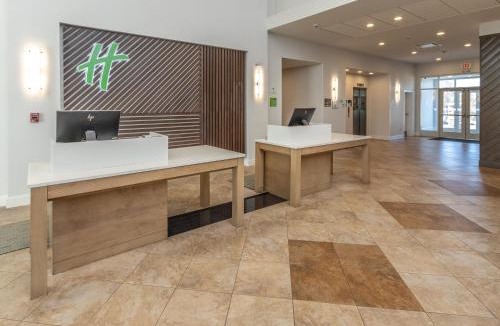 Ellendale Hotel | Holiday Inn & Suites Memphis - Wolfchase Galleria by IHG