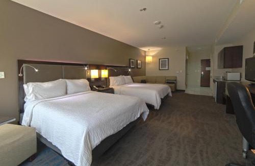 Wetmore Hotel | Holiday Inn & Suites San Antonio Northwest by IHG