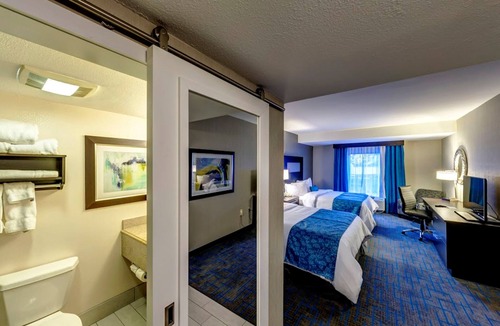 Syracuse Hotel | Holiday Inn & Suites Syracuse Airport - Liverpool by IHG